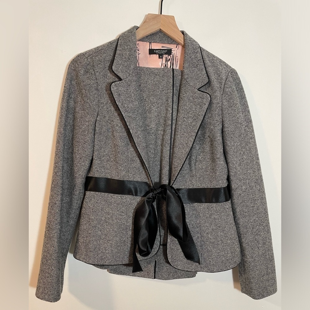 Karen Kane Wool Gray Black Piping & Ribbon Tie Suit Jacket Size 8 Pants Size 12 - Picture 1 of 16